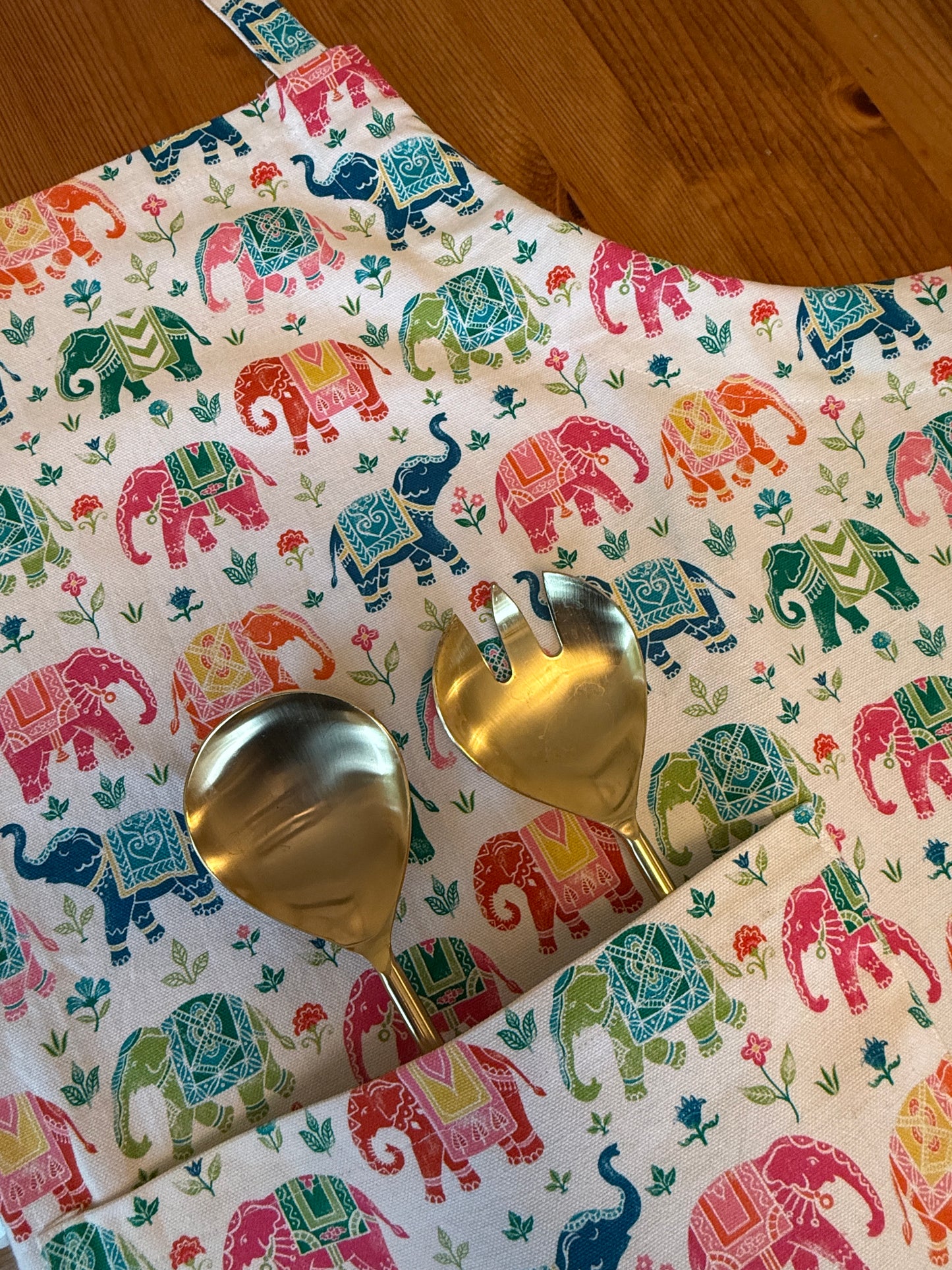 Personalised Diwali Gift Hamper – Cotton Apron & Tea Towel Royal Elephant